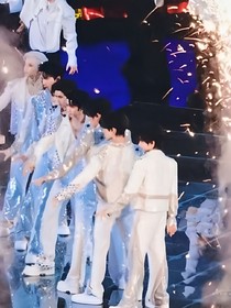 TNT：十年后的重逢